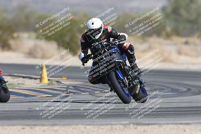 media/Oct-30-2025-Racers Edge (Thu) [[dabbdaf680]]/3-B Group/Session 1 (Turn 5)/